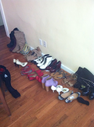 Illustration for article titled Show me yer shoes